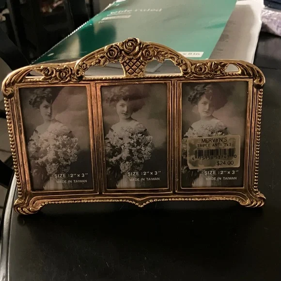 Disney Mickey & Minnie Teacup Shakers - Blue, Pink & Red Accents - Picture 2 of 4